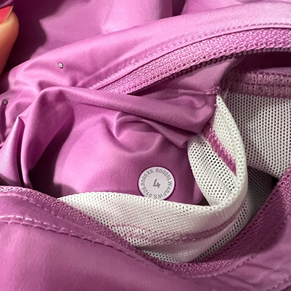 Lululemon Goal Smasher Jacket in Magenta Glow Size 4 - Picture 11 of 16